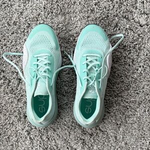 Nike Women's Athletic Shoes in Mint and White